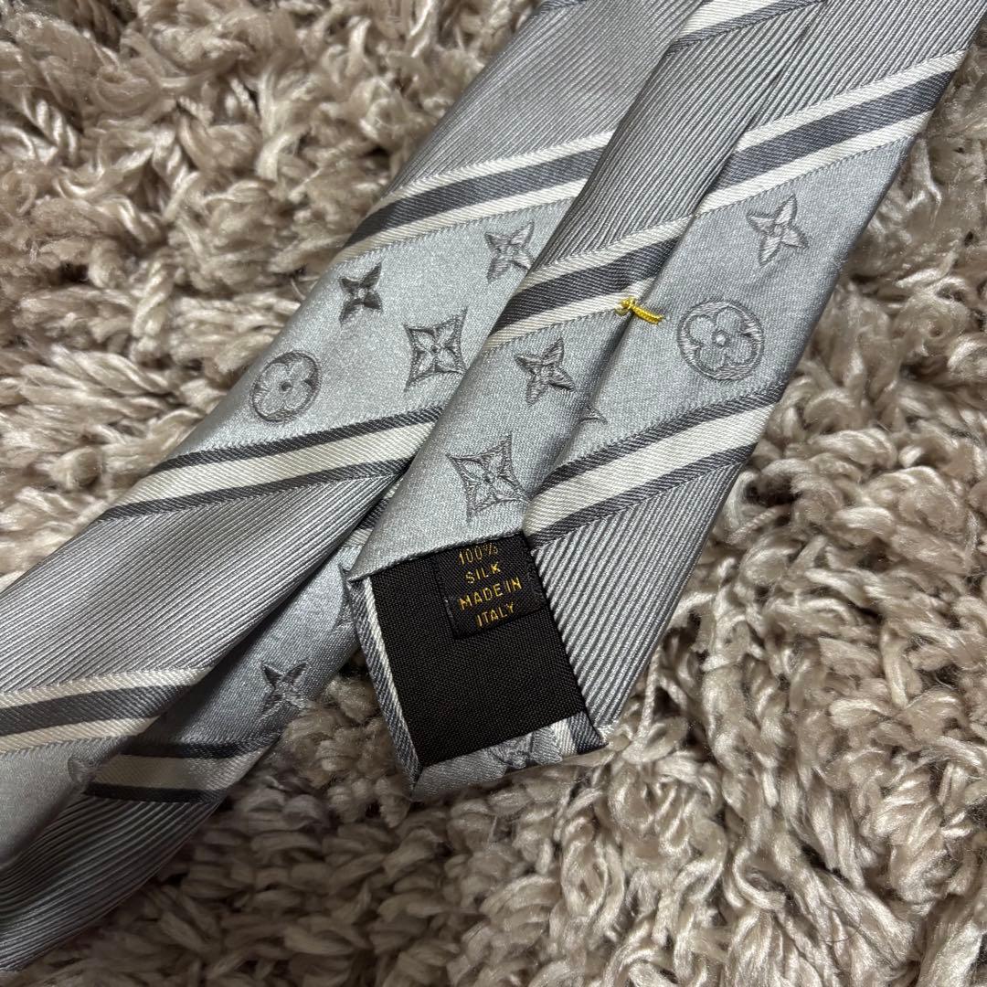 BA-TSU バツ ネクタイ Y2K 平成レトロ グッズ 00s パンクロック バッド