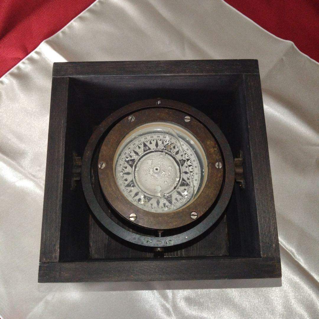 本船で使われた羅針盤