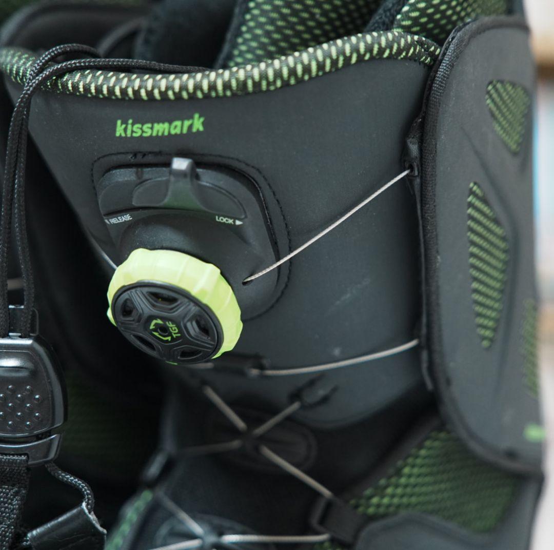 キスマーク スノーボード ブーツ 26.5㎝　ダイヤル式　BOA