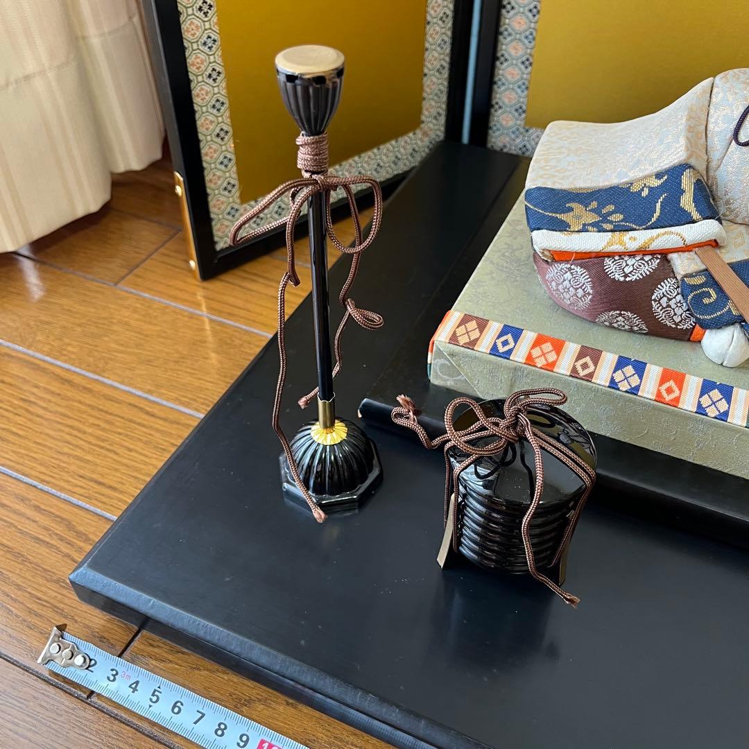 九重雛【真多呂作】男雛 女雛セット/金屏風・飾台・台座・燭台・行器付き/ひな祭り