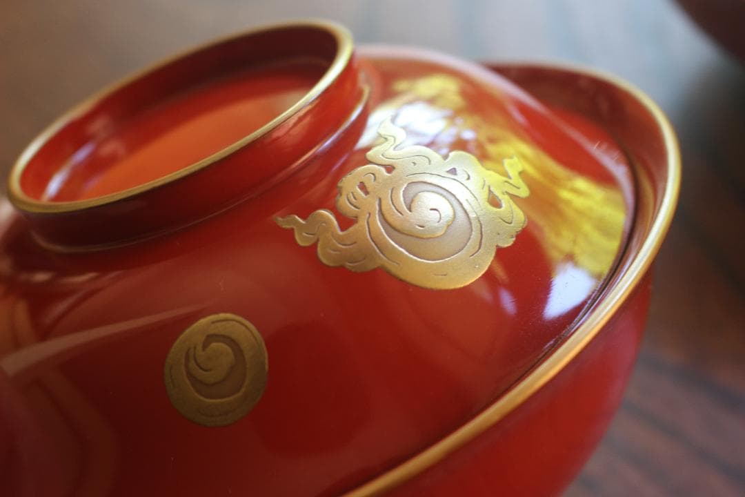 デッドストック！上質金縁朱漆に極上宝珠龍蒔絵の映えるお椀2点（検輪島塗京塗懐石椀