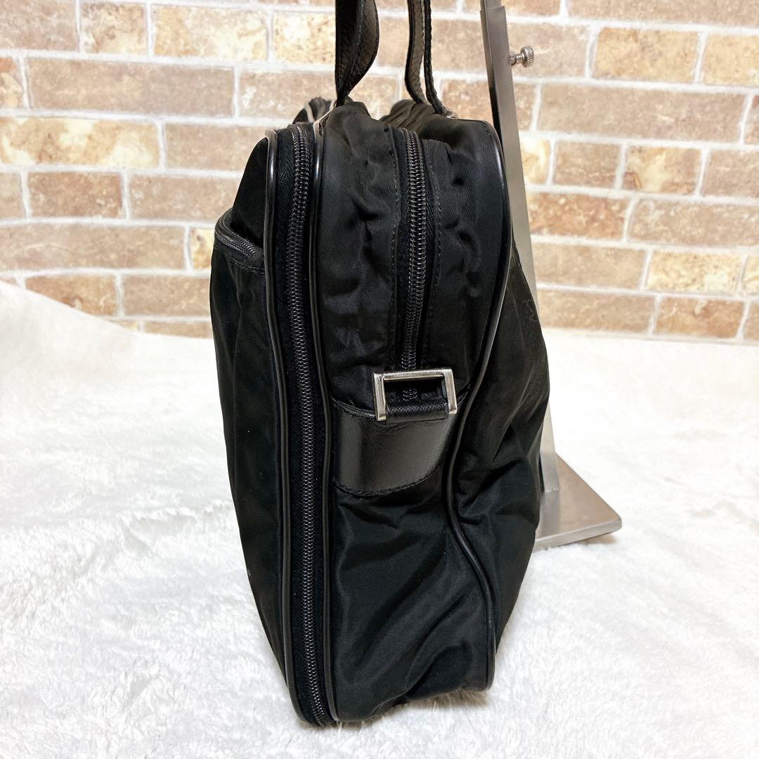 PRADA プラダ　ビジネスバッグ　ブリーフケース　トライアングルロゴ　ナイロン