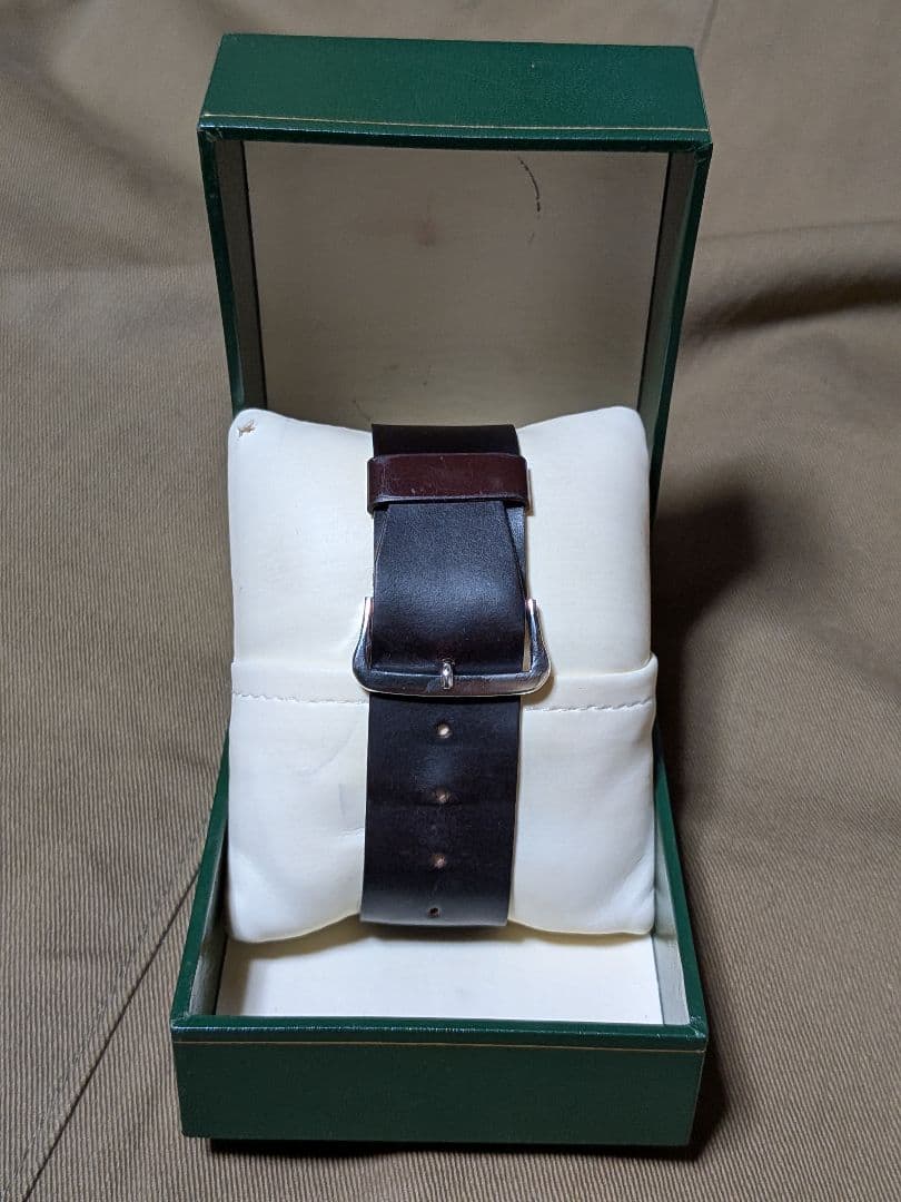 日本軍 陸軍 将校 腕時計 防塵 防湿 二重ガラス レプリカ 電池式 可動