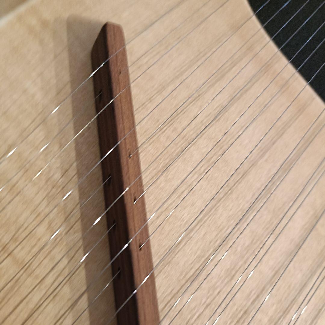 【ほぼ未使用】アウリス 35弦 ライアー　ライヤー　ハープ 竪琴　弦楽器