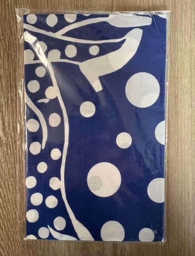 新品未開封 草間彌生 LOVE FOREVER 手ぬぐい 濃紺