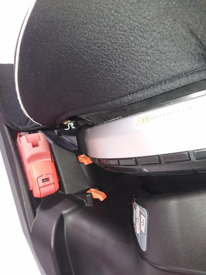 中古チャイルドシート コンビ ネルーム エッグショック NC-520 新生児から