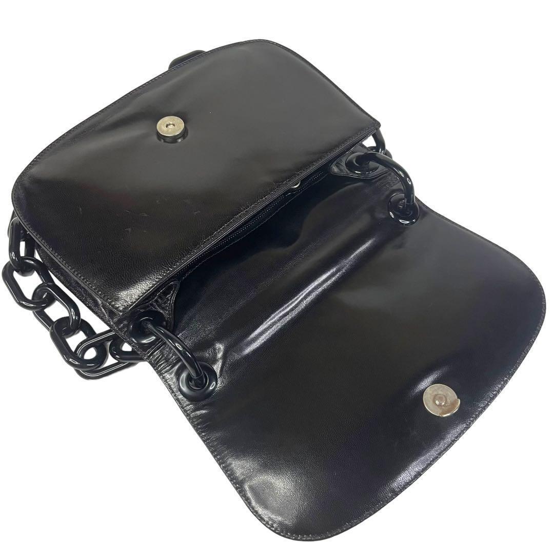 一点限り　プラダ　ショルダーバッグ　マドラスウィング　プラスチックチェーン　黒