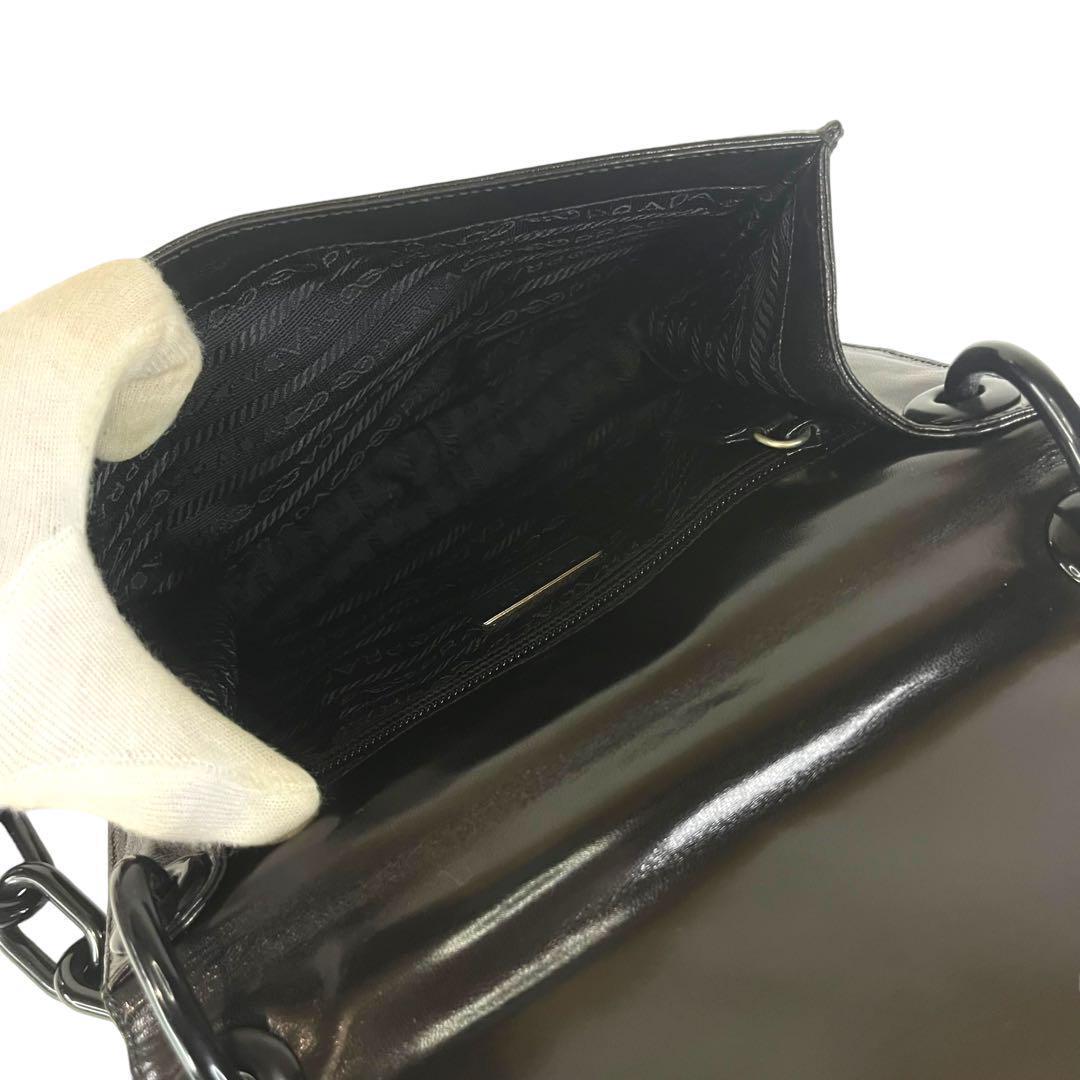 一点限り　プラダ　ショルダーバッグ　マドラスウィング　プラスチックチェーン　黒