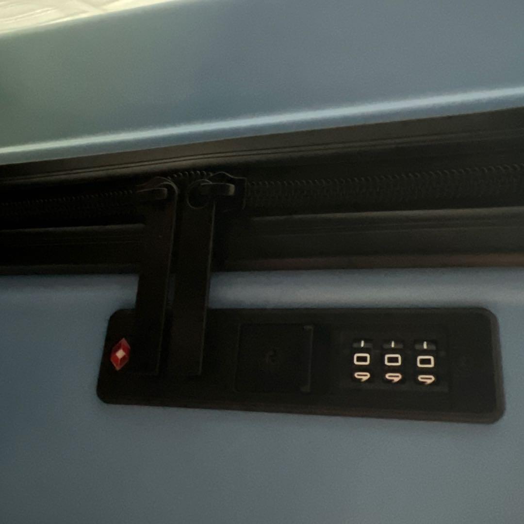 【新品未使用】サンリオ シナモンロール キャリーケース キャリーバッグ 一番くじ