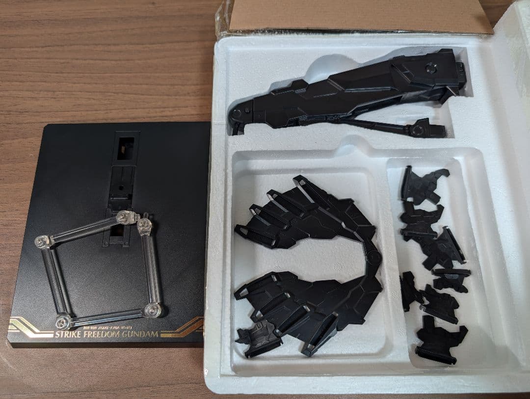 LBUILD ストライクフリーダムガンダム ＋ 光の翼オプションセット