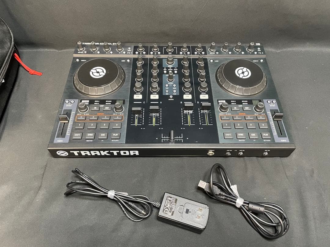 DJ機材 Native Traktor Kontrol S4 DJ 1180 DJ機材 Native Traktor Kontrol S4 DJ 1180 Native Traktor Kontrol S4