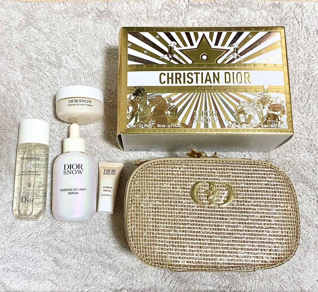 2025 ディオール スノー エッセンス ホリデー