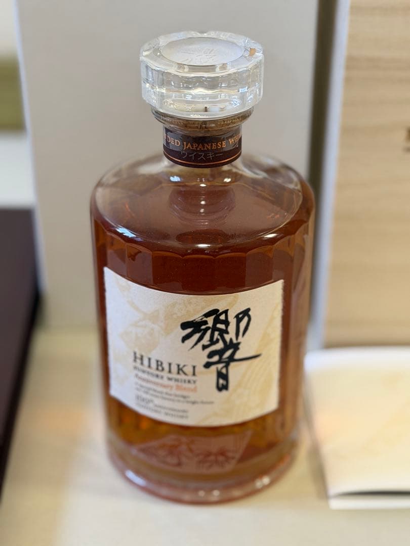 ANAファーストクラス限定 サントリー 響 100周年記念 700ml - メルカリ