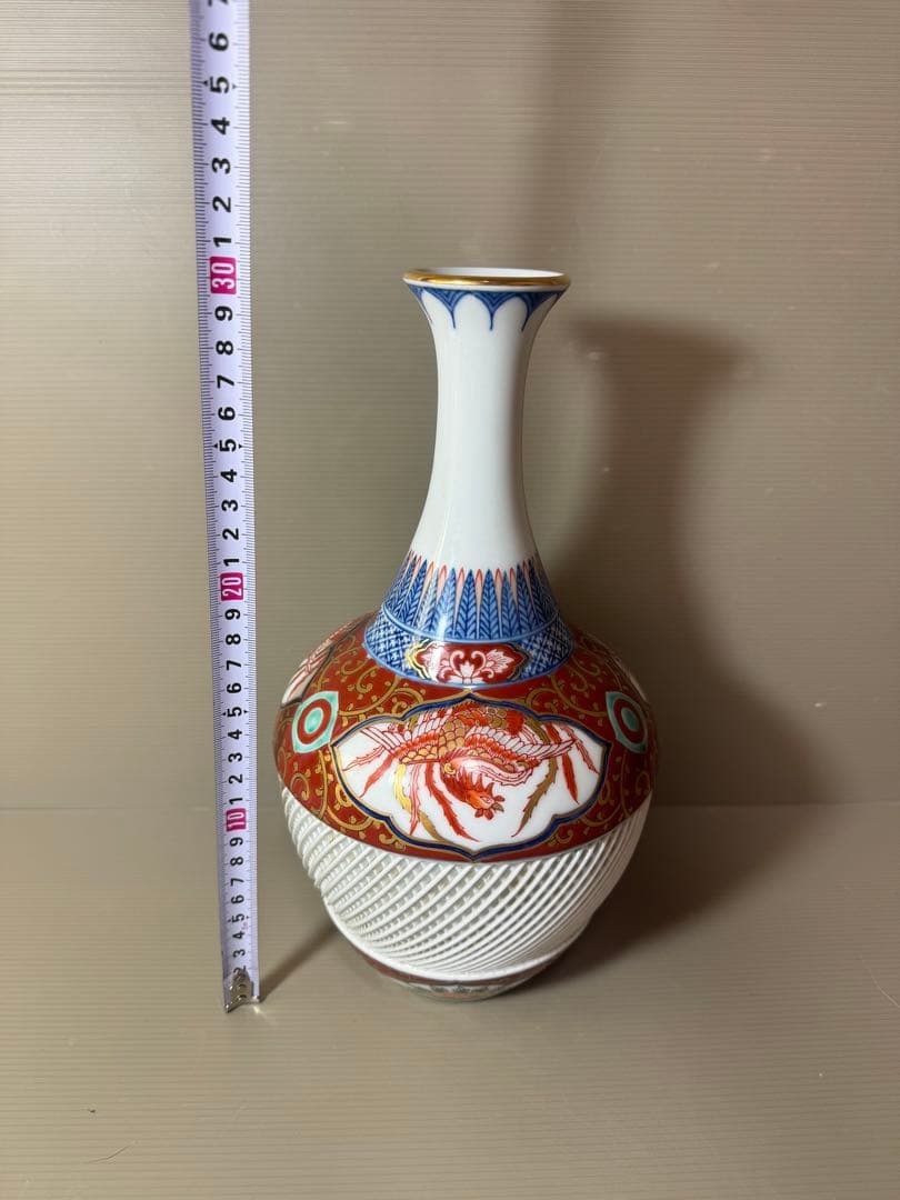 2721 有田焼　桃司作　金襴手　鳳凰　透かし網目　花瓶