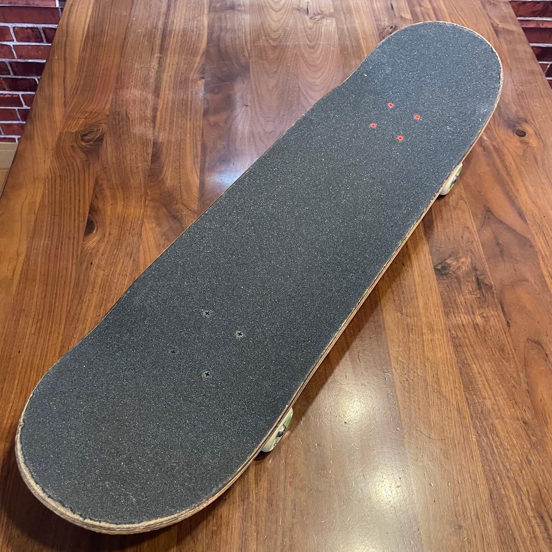 スケボー　コンプリート　サンダートラック　リクタウィール　スリーウェザー