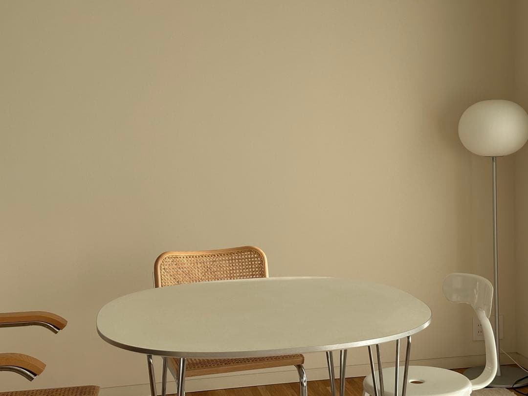 フリッツハンセン　ダイニングテーブル　白