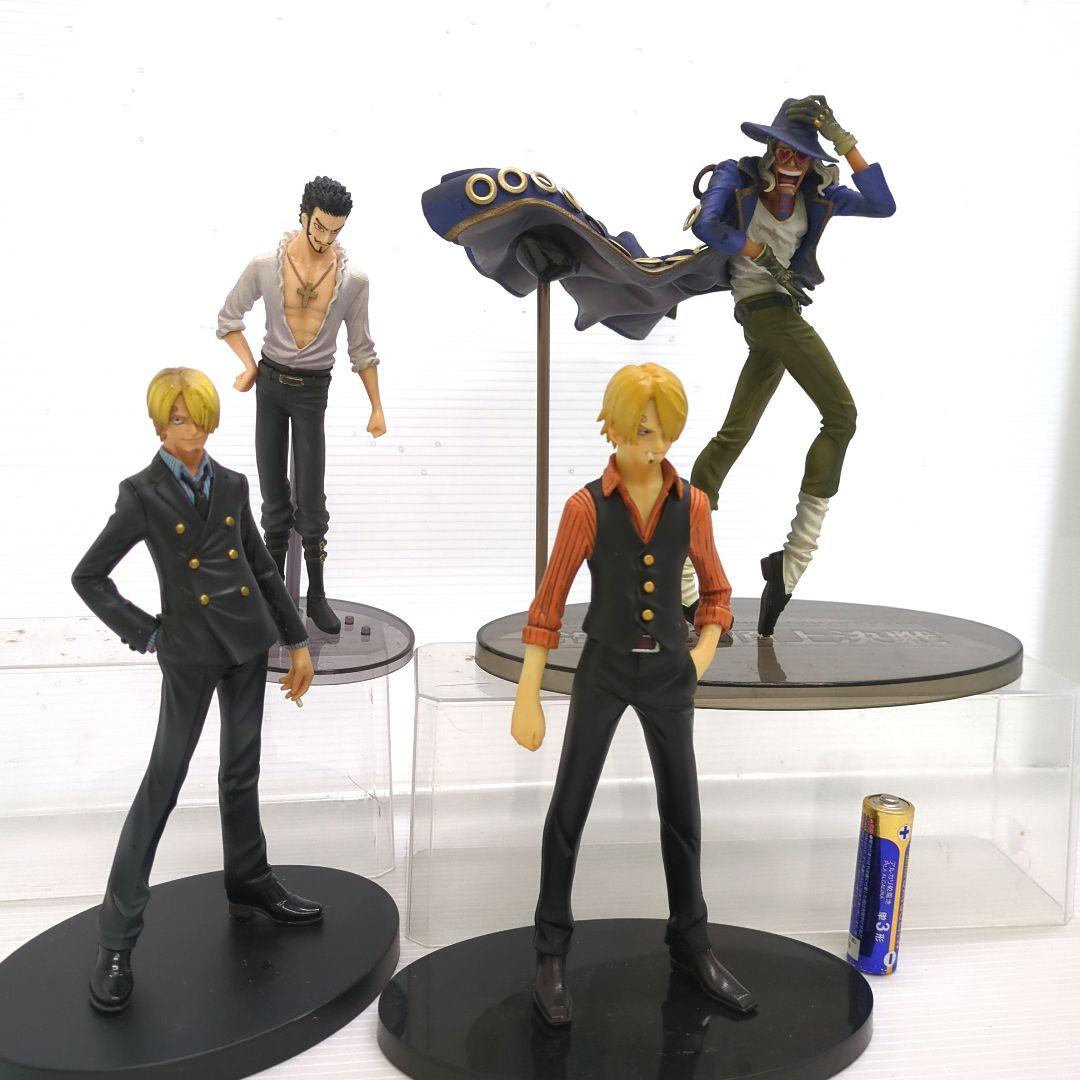 ワンピースフィギュア・12体まとめ売り！ - メルカリ