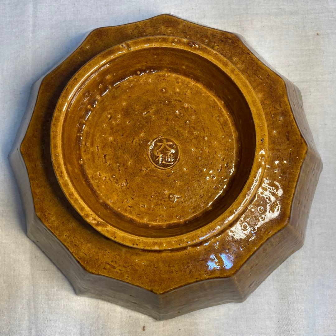 大樋焼　菓子鉢　大樋長阿弥　飴釉　釉薬　角　鉢　大樋　大皿　陶芸　金沢