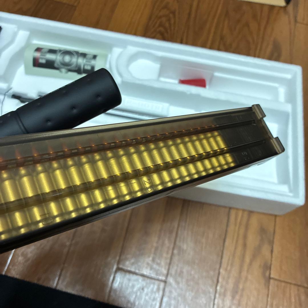 東京マルイ P-90TR 電動ガン サイレンサー付き