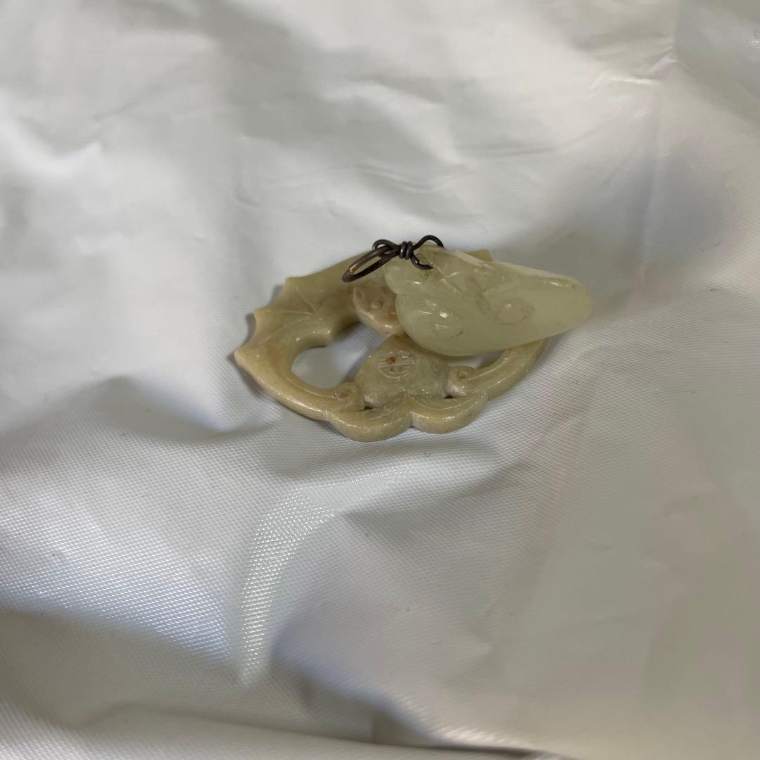 砡 砡石 玉 中国 China アンティーク 骨董 蝙蝠 手彫り ペンダント 石