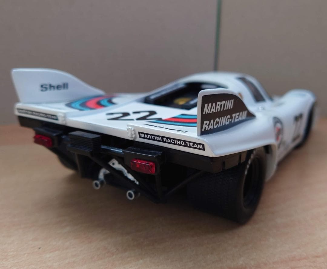 1/18 ポルシェ917K 1971 ル・マン優勝 #22 ノレブ製ミニカー