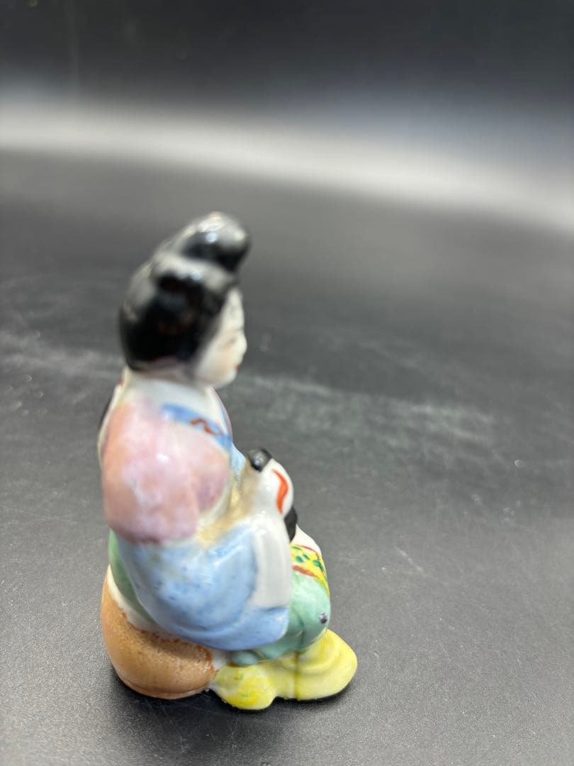 中国美術 古玩 色絵陶人形 陶器人形 高さ約9cm 置物 オブジェ 古董品