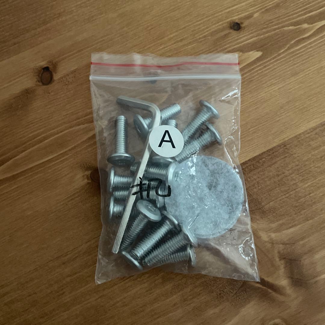 LOWYA ダイニングテーブル【幅140cm】