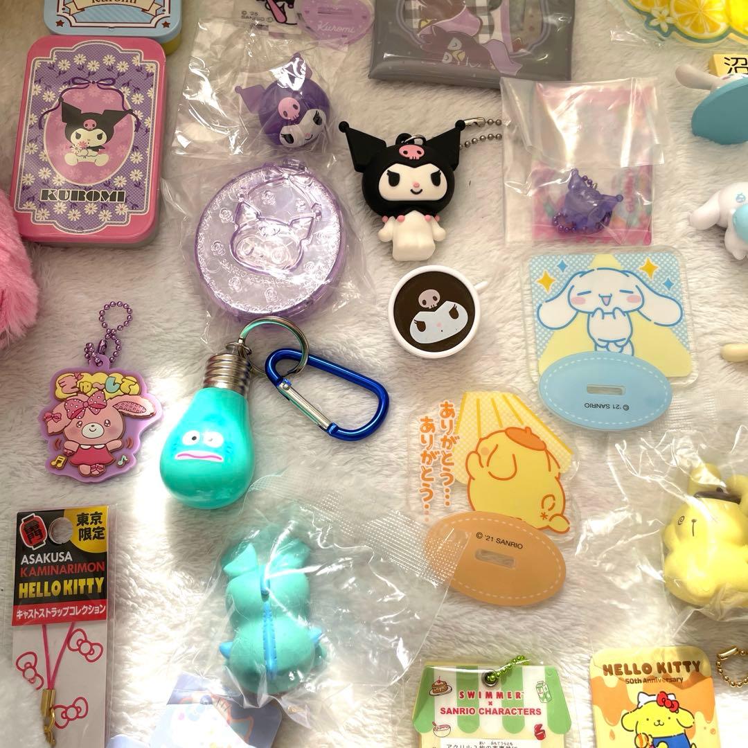 ☆☆サンリオまとめ売り・ぬいぐるみ・フィギュア・キーホルダー・置き時計等☆☆