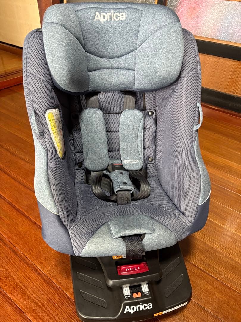 アップリカ クルリラAD シートベルト/ISOFIX両方対応 Amazon.co.jp