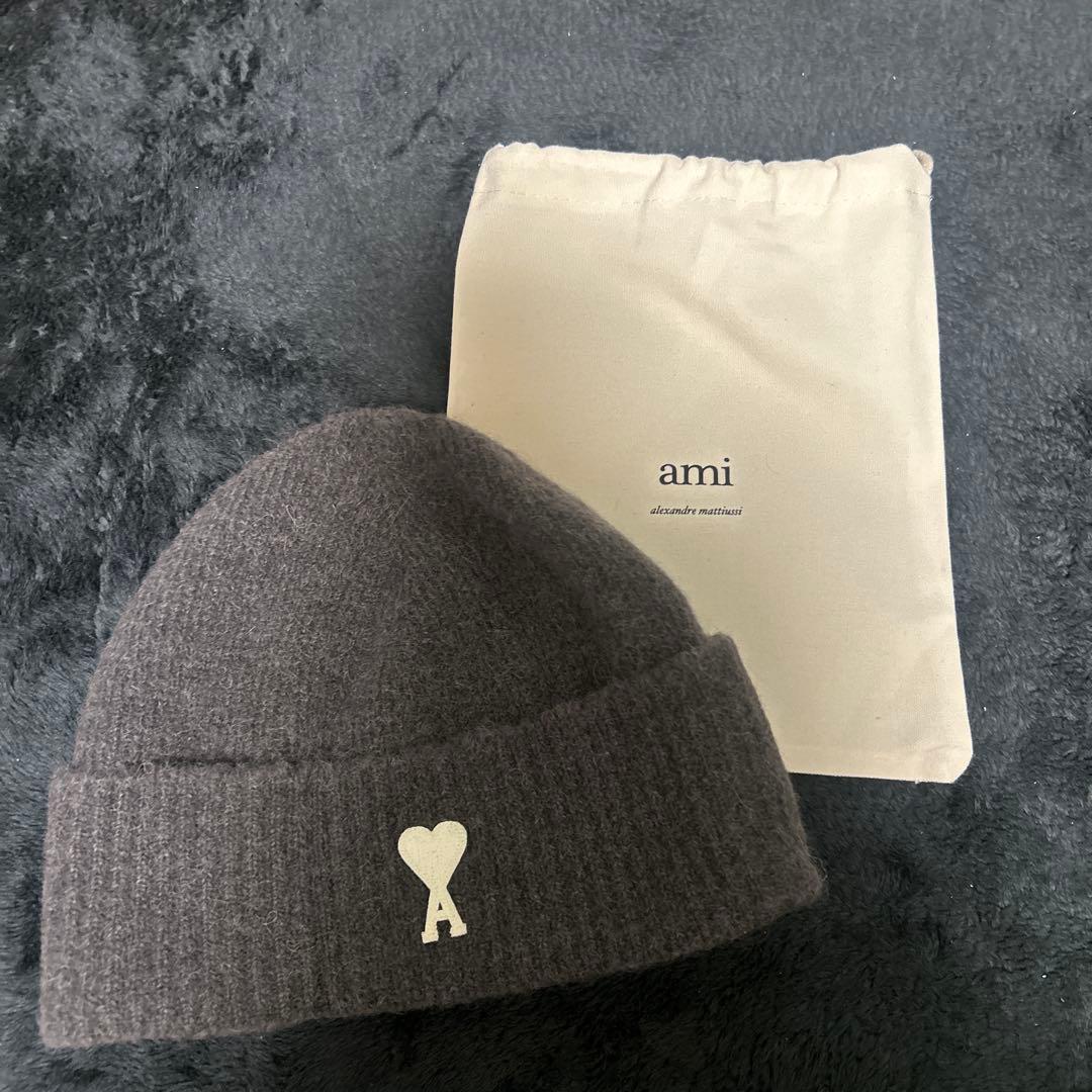 ami グレー ニット帽 ハートロゴ
