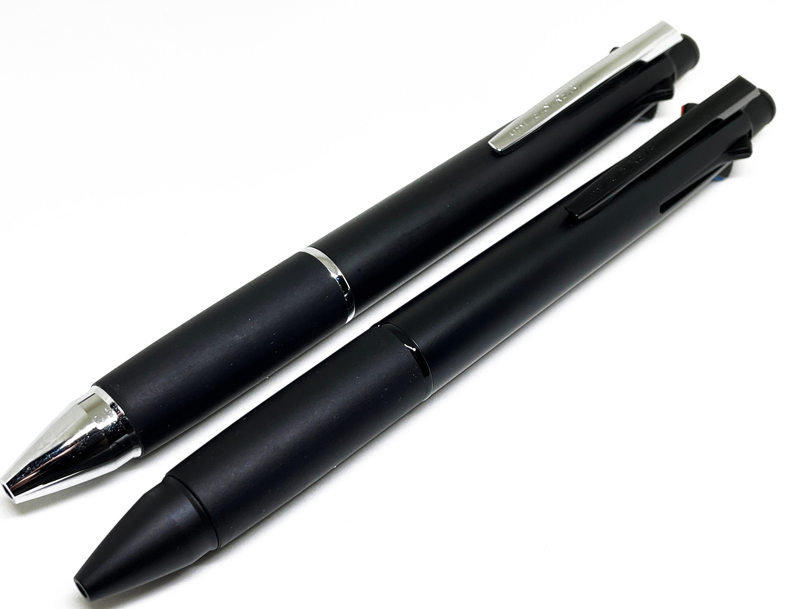 真っ黒が良い「ジェットストリーム 4&1 フルブラック」 - sutero choice